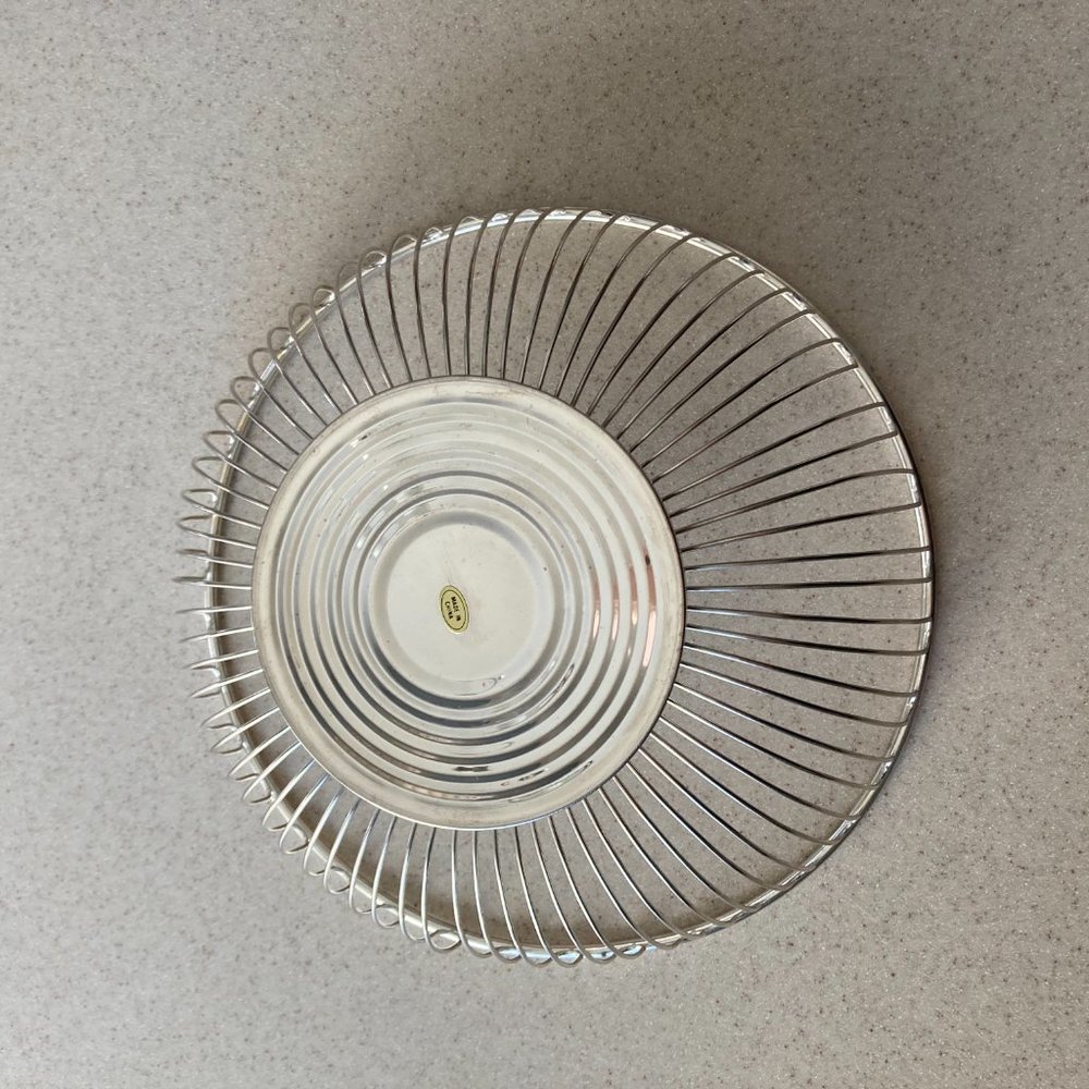 Silver Plate Bread Basket NOS Vintage 10" - Picture 4 of 11